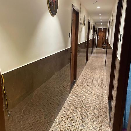 Hotel Sai Palace- Near Tata Memorial Hospital مومباي المظهر الخارجي الصورة