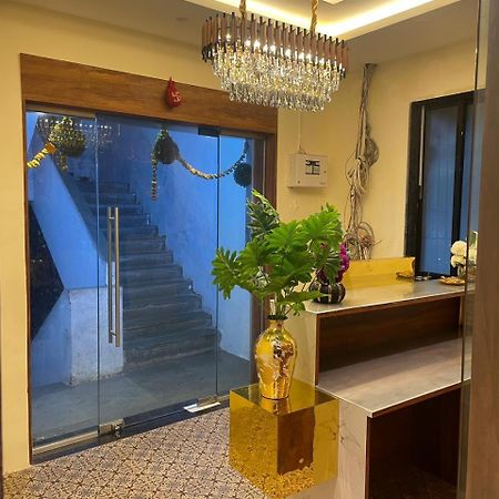 Hotel Sai Palace- Near Tata Memorial Hospital مومباي المظهر الخارجي الصورة