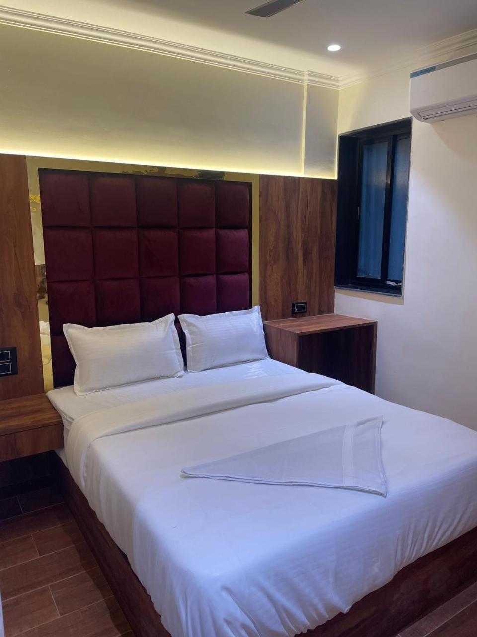 Hotel Sai Palace- Near Tata Memorial Hospital مومباي المظهر الخارجي الصورة